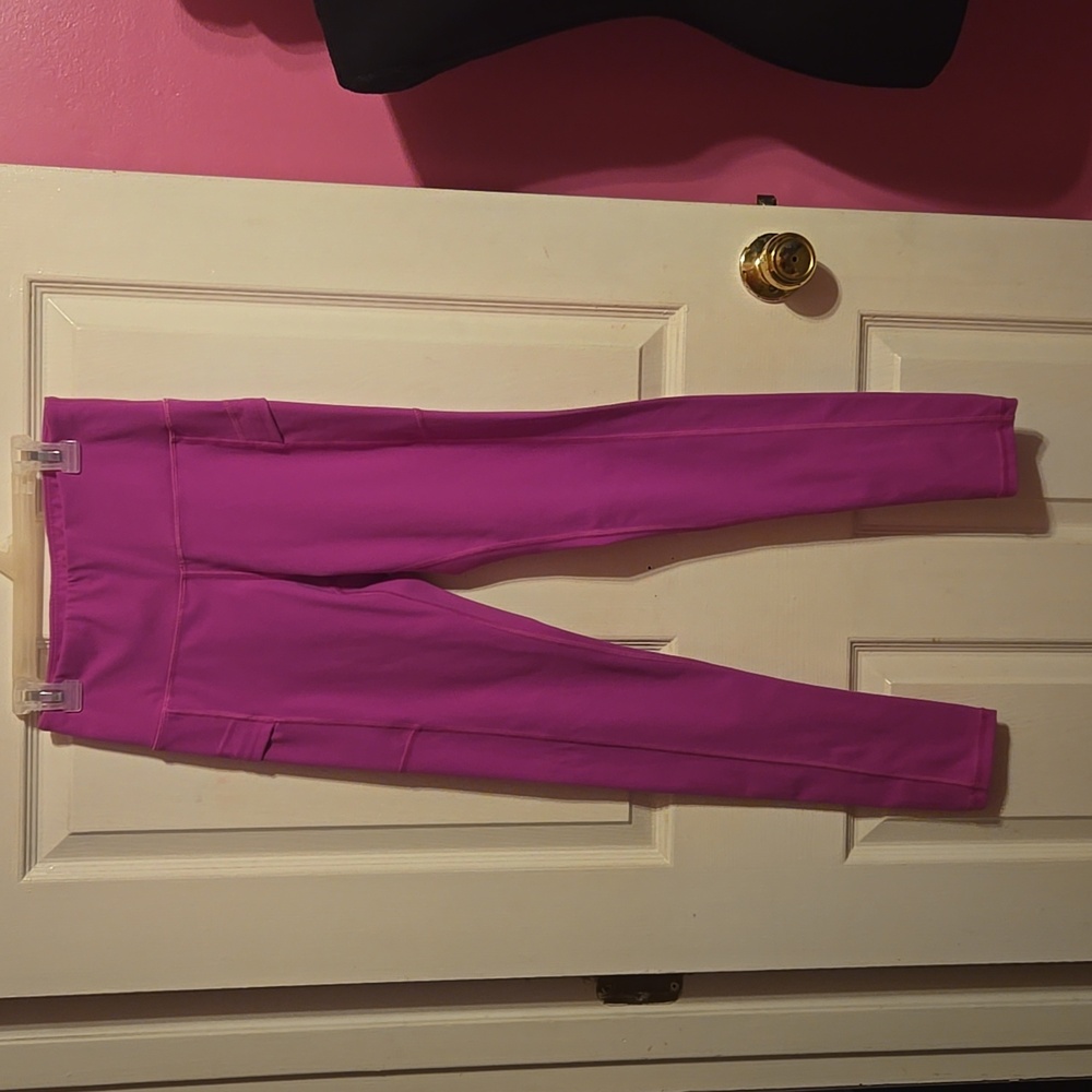 Pink LifeSky Leggings with pockets. Size Small